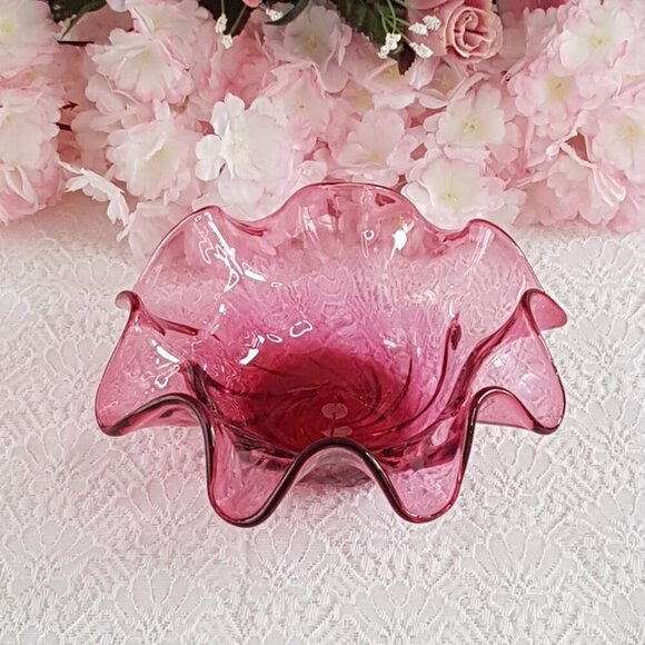 Cranberry Glass Dish 8.25 inch Handcrafted Candle Holder Ruffled Candy Dish - Picture 7 of 9